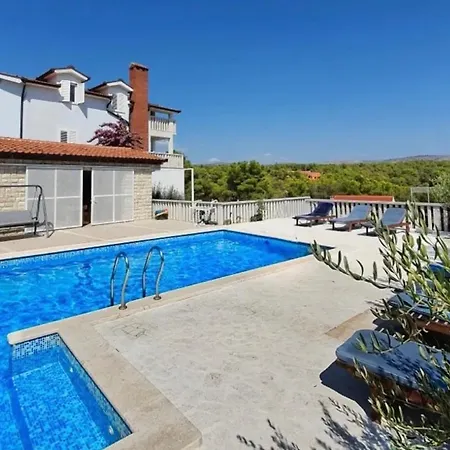 アパート Simic *