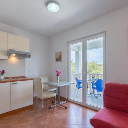 Simic アパート *